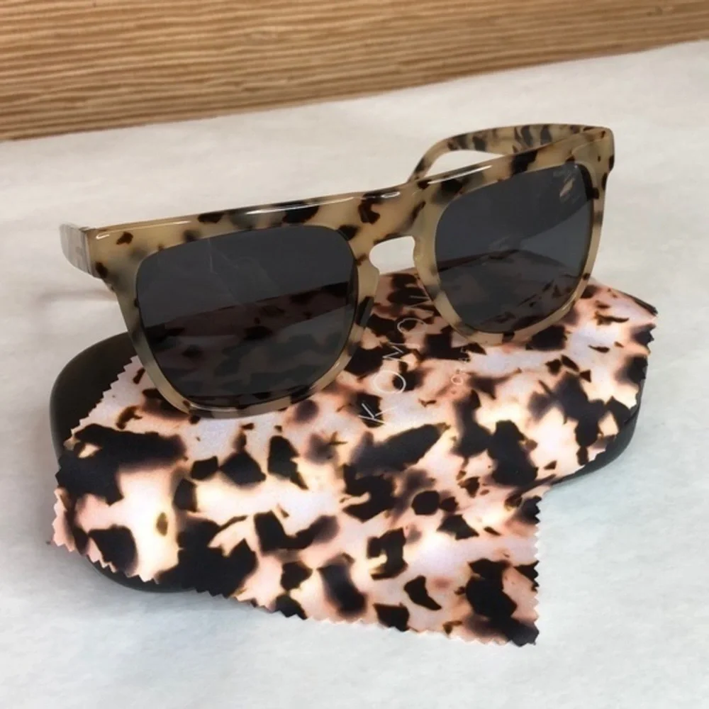 KOMONO Bennet Ivory Demi Sunglasses (NEW)